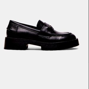 Steve Madden Lawrence Loafer NWT